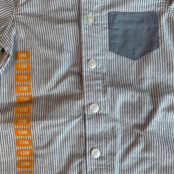 Carter’s Pinstripe Chambray Romper Size 12mo - Picture 2 of 4